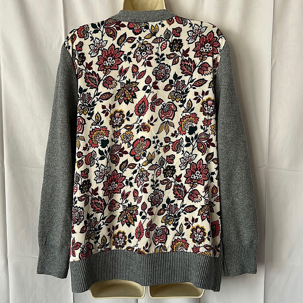 Jason Wu Luxurious Floral Gray Knit Sweater Cardigan Size M - Picture 2 of 4